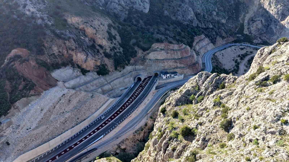 Kırkdilim Tünelleri 250 Bin Araca Ev Sahipliği Yaptı