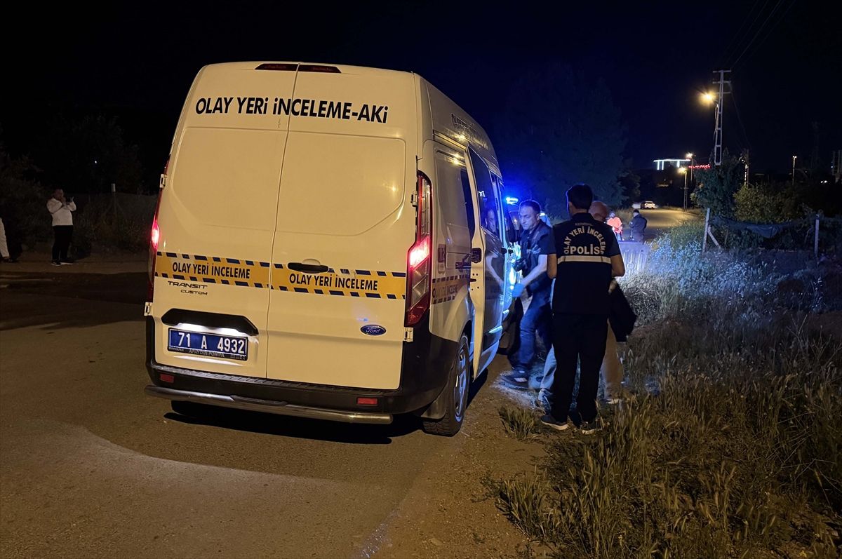 Kırıkkale\'de Bıçaklı Kavga: 2 Yaralı