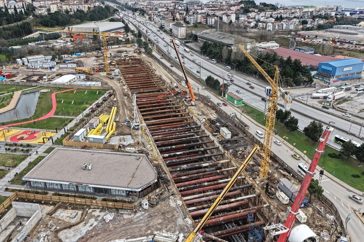 Körfezray Metro Projesi\'nde İlerleme