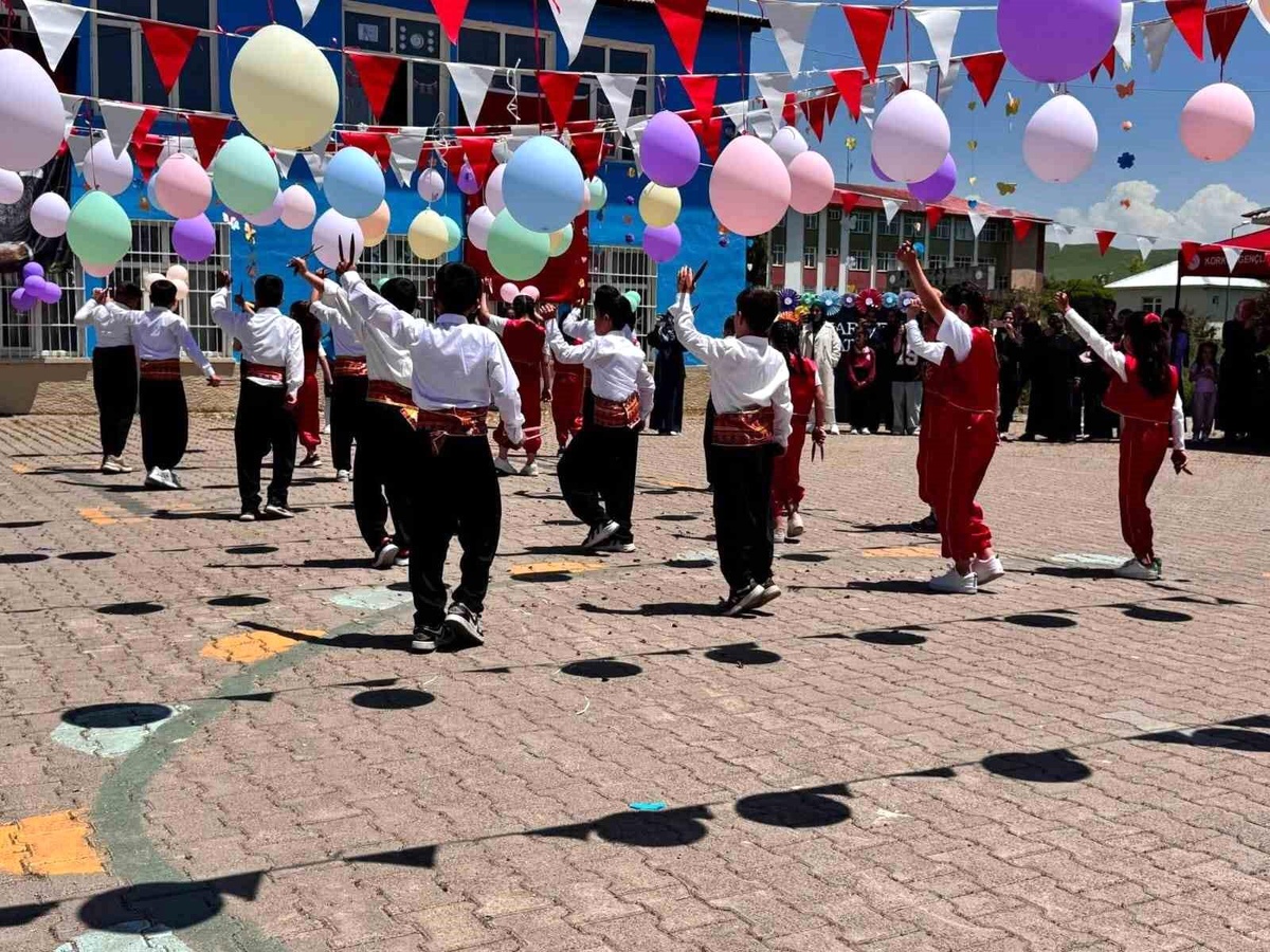 Korkut\'ta yıl sonu şenliği coşkusu