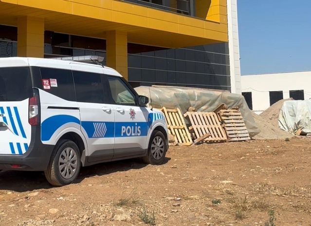 Aydın'da İnşaatta Düşen İşçi Yaralandı
