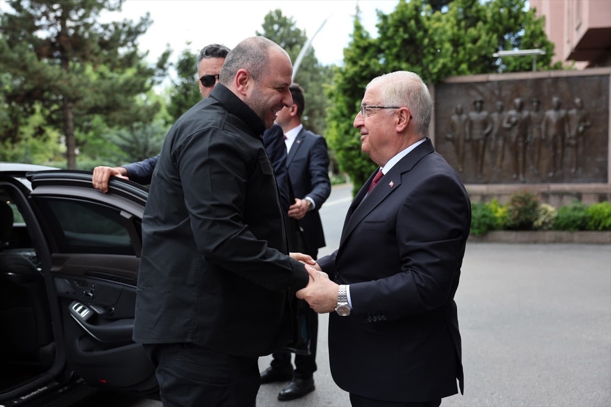 Güler ve Umerov\'dan Savunma Görüşmesi