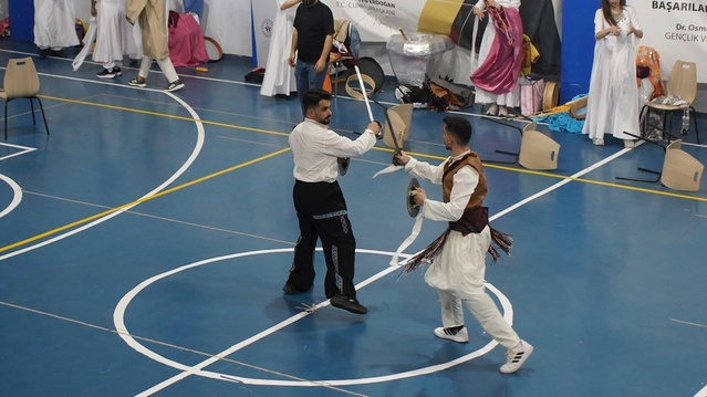 Siirt'te Botan Efsanesi Dans Topluluğu Yeniden Faaliyete Geç