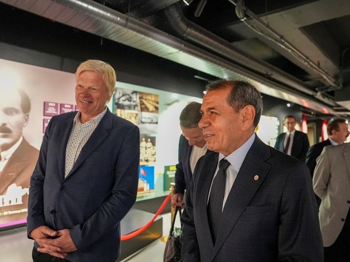 Oliver Kahn Galatasaray\'ı Ziyaret Etti