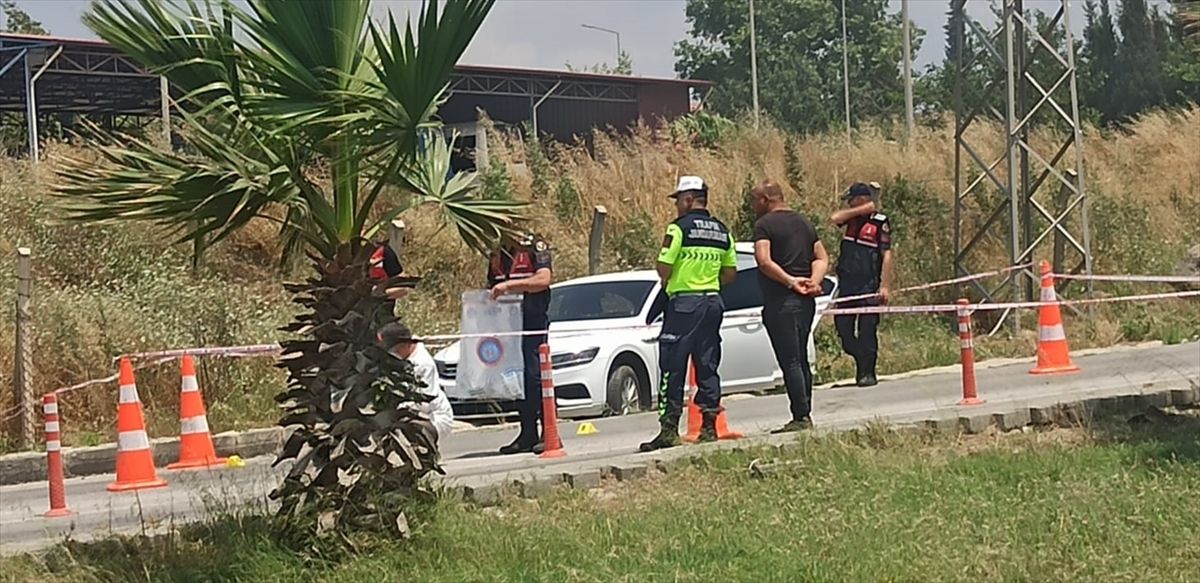 Osmaniye\'de Cezaevi Önünde Silahlı Saldırı