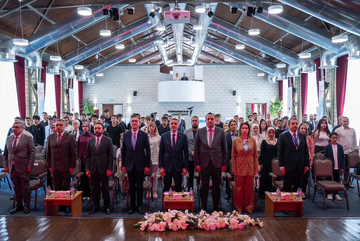 Genç Tasarımlar Yarışması Ödülleri Sahiplerini Buldu