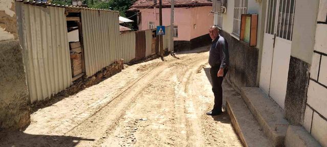 Divriği'de Sel Felaketi: Tarım Arazileri Zarar Gör