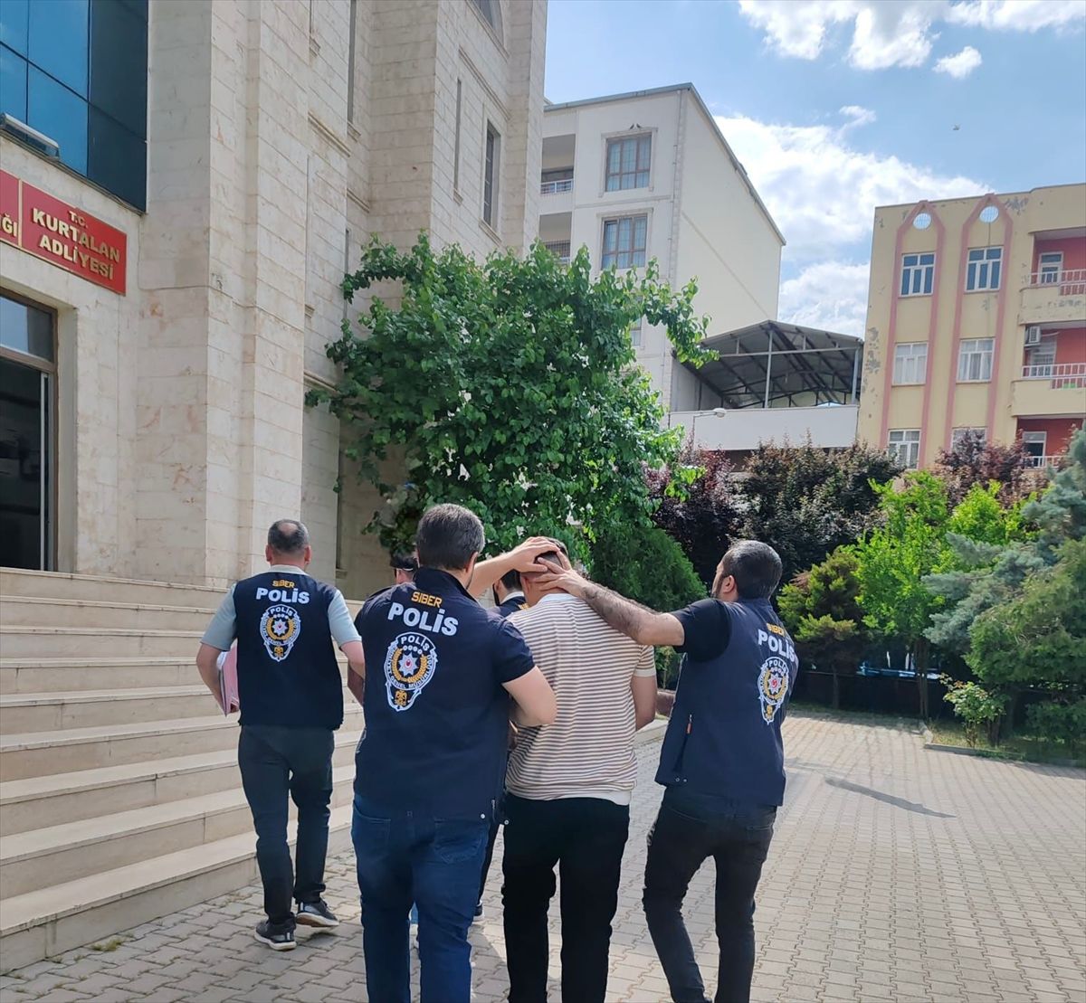Siirt\'te Yasa Dışı Bahis Operasyonu