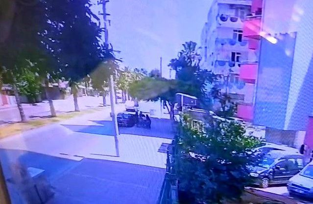 Antalya'da bebekli anneye sokak ortasında 6 kadından saldırı