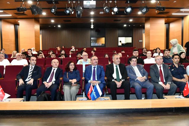 Tekirdağ'ın Tarihi ve Kültürel Yolculuğu Konferansı Düzenlen