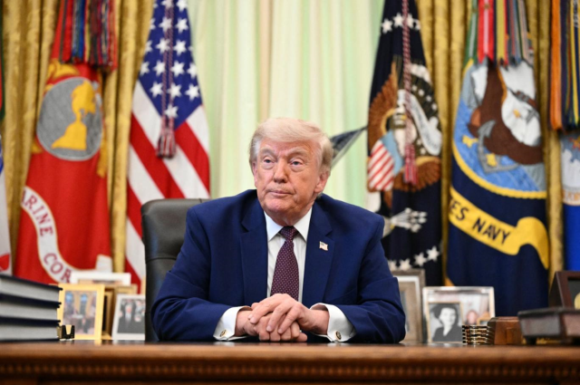 Trump dediğini yaptı! ABD saldırılara başladı, İran'ın güneyinde patlamalar yaşanıyor
