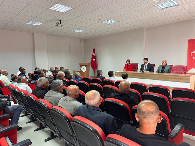 Kaymakam Eskimez Muhtarlarla Toplantı Yaptı