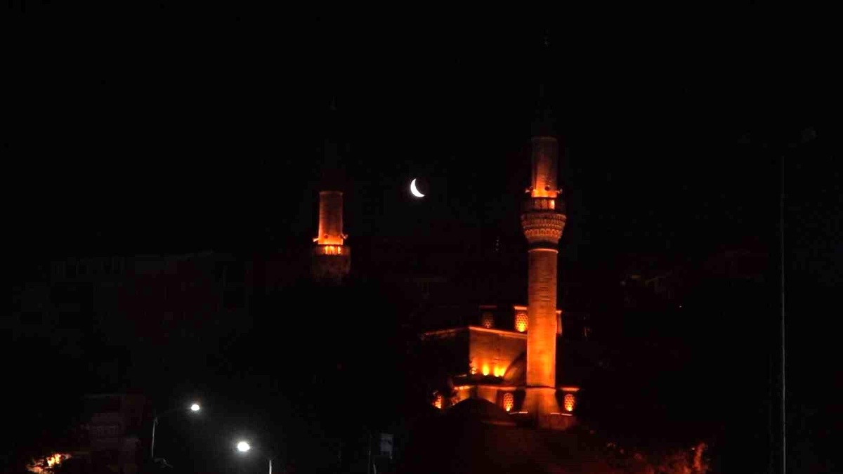 Hilal ve Mihrimah Camii: Kartpostallık Manzara