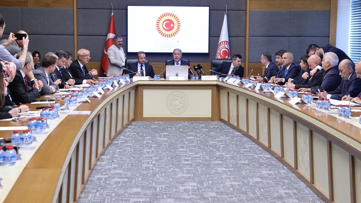 Uzman Erbaş Kanunu TBMM Komisyonu\'nda kabul edildi