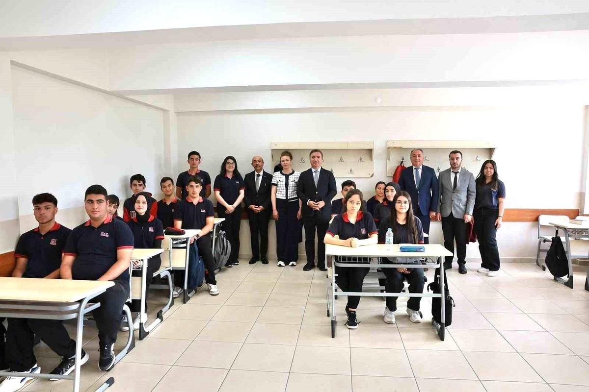 Vali Aydoğdu, Eğitimde Destek Vurgusu Yaptı