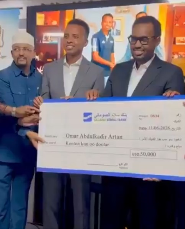 ABD'ye girişine izin verilmeyen Somalili hakeme dev ödül