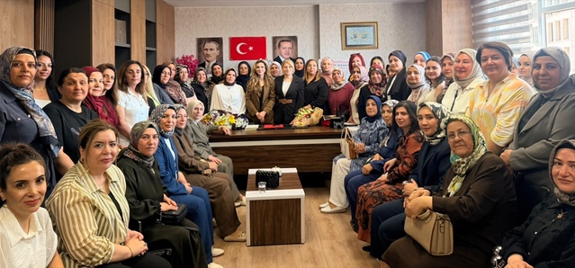Kübra Ortaç, AK Parti Mardin Kadın Kolları Başkanı oldu
