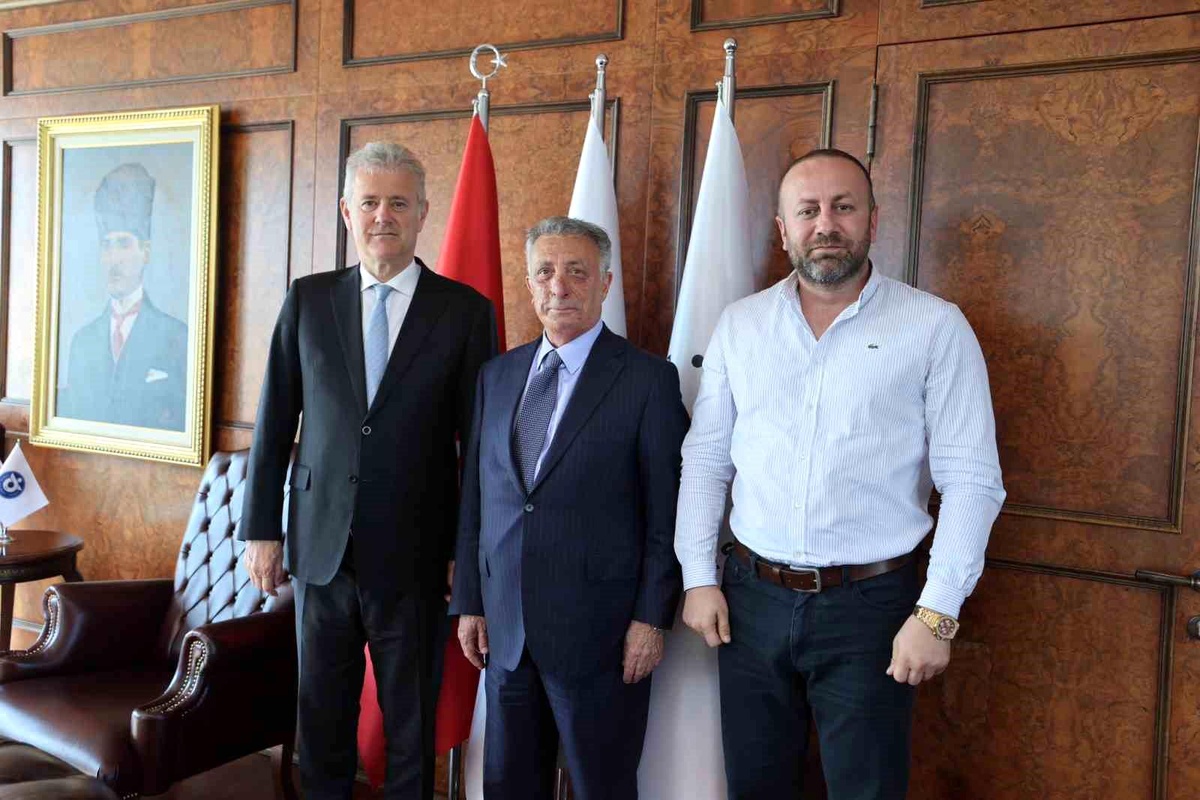 Altay'da Kritik Görüşme