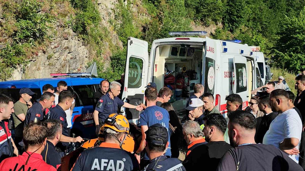 Zonguldak\'ta Şelalede Kaybolan Genç Bulundu