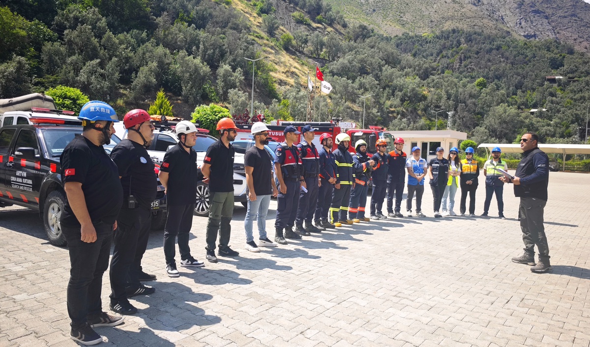 Artvin Barajı\'nda Yangın Tatbikatı