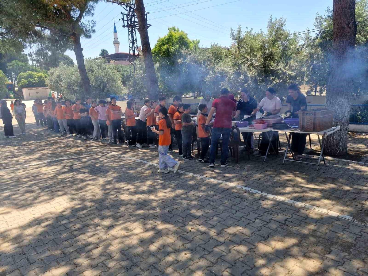 Sarıgöl\'de Mangalle Buluşma