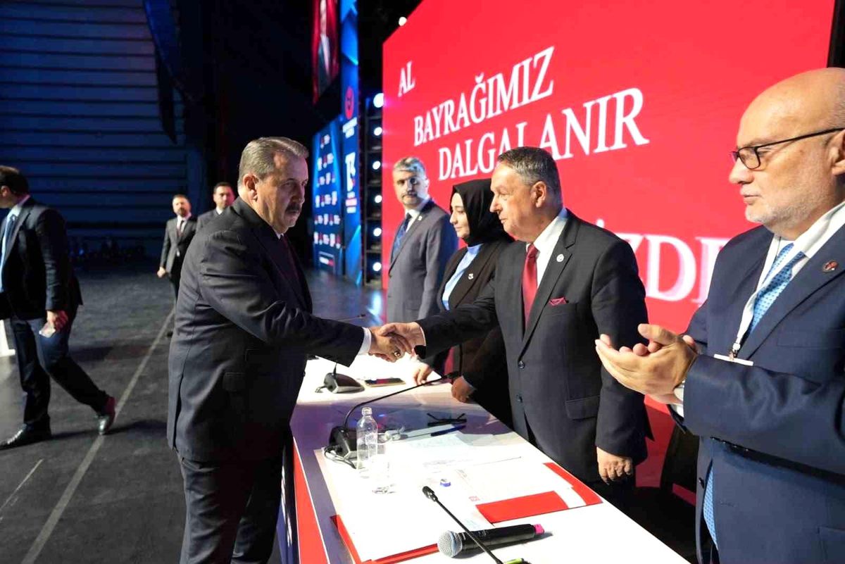 BBP\'nin 13. Kurultayı Tamamlandı