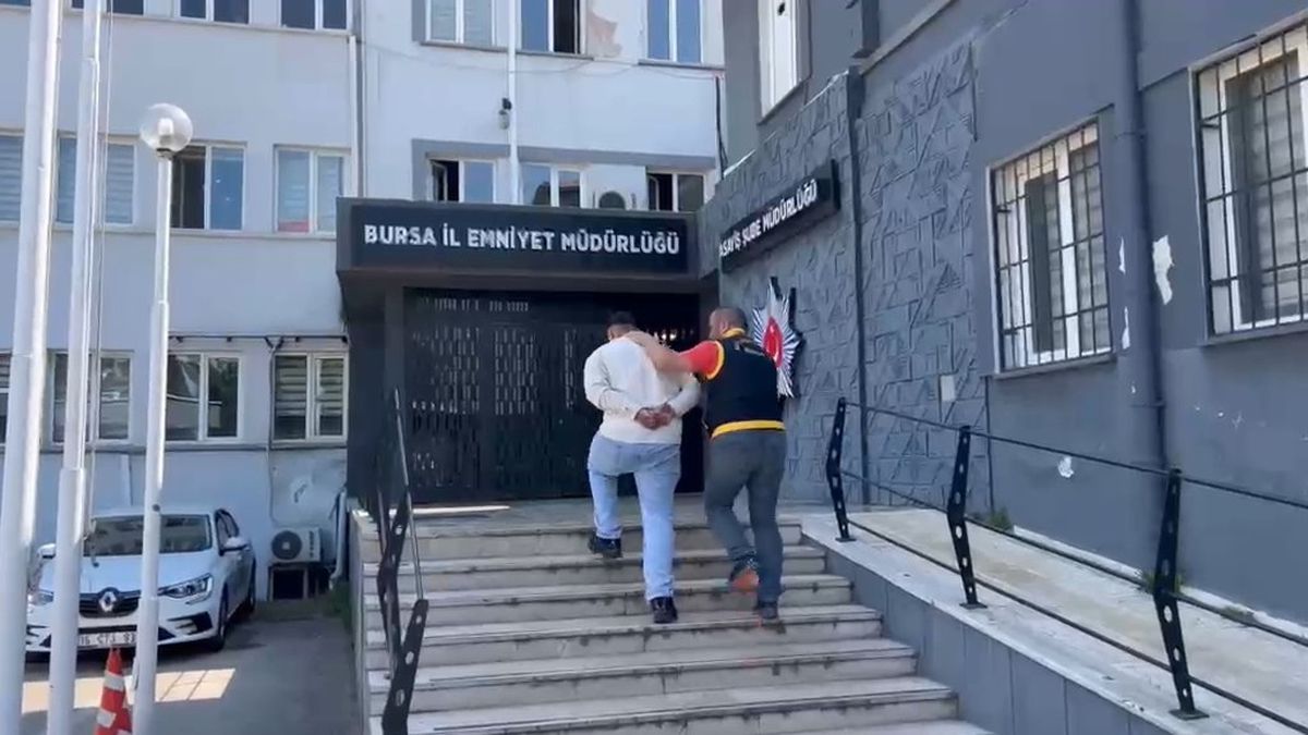 Bursa\'da Tartışma Kanlı Bitti