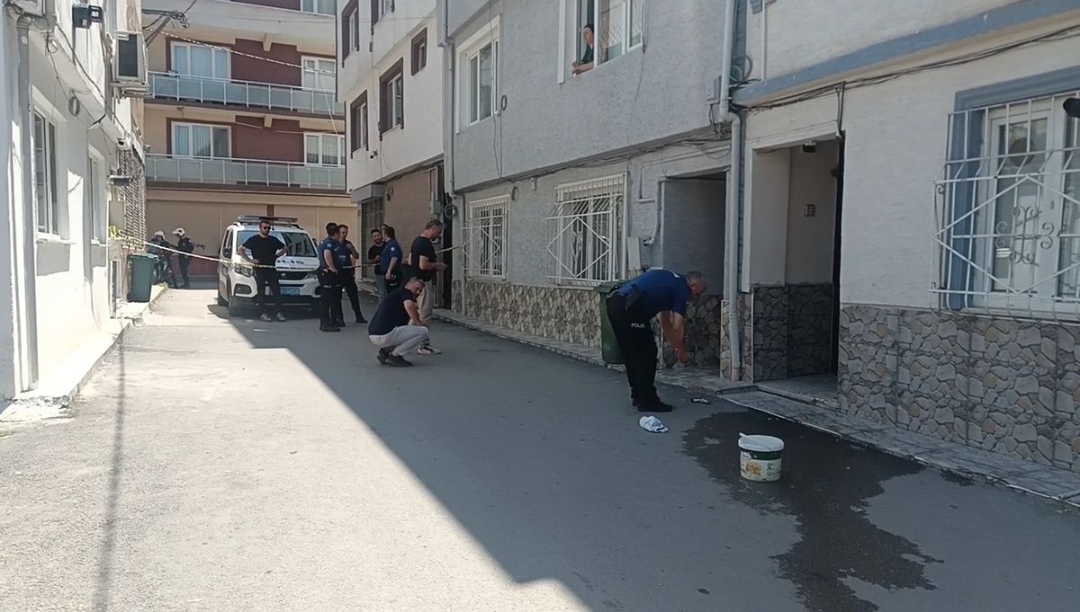 Bursa\'da Silahlı Kavga: Bir Kişi Ağır Yaralı