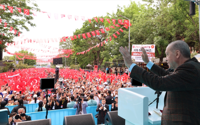 Cumhurbaşkanı Erdoğan'dan CHP'nin yüzde 46 oy aldığı kentte gövde gösterisi