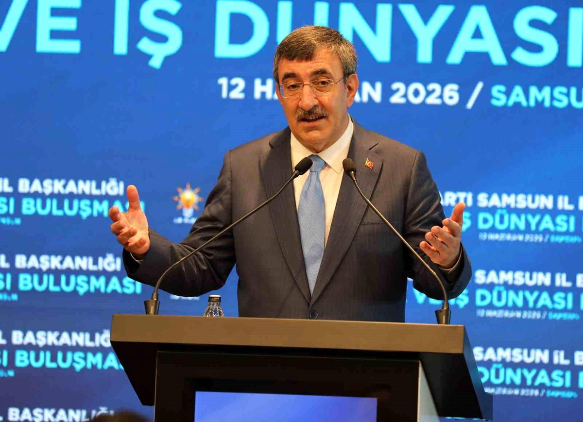 Cumhurbaşkanı Yardımcısı Cevdet Yılmaz, Samsun\'da konuştu: "Her türlü riske karşı ülkemizi hazırlıyoruz"