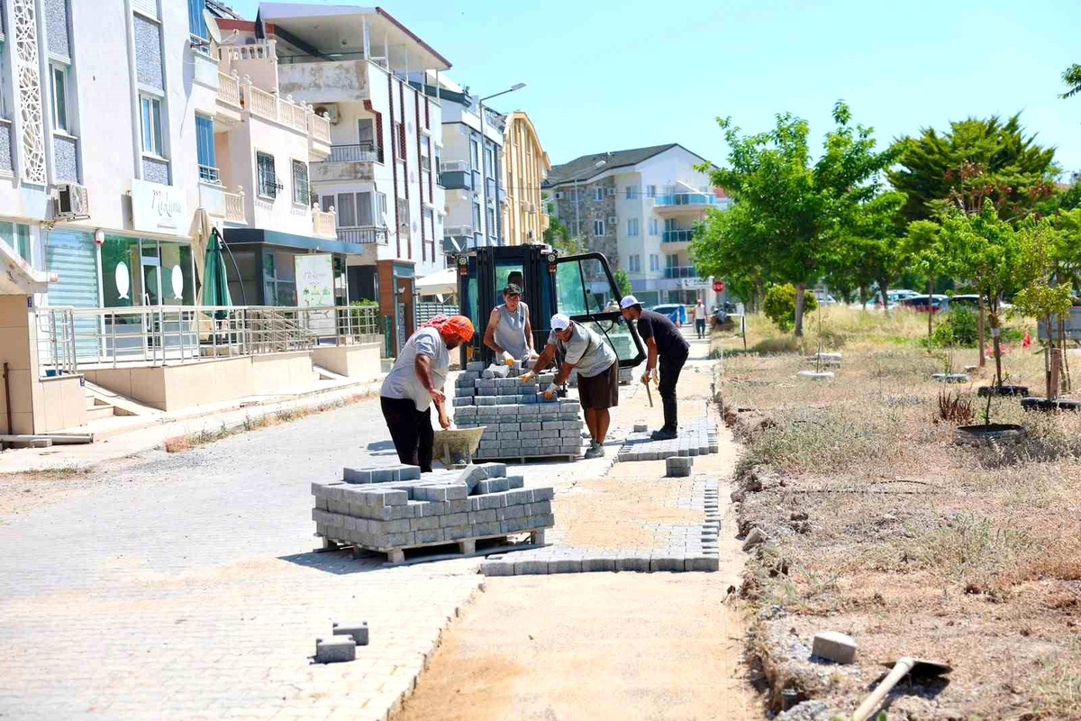 Didim Belediyesi\'nden Efeler ve Yeni Mahalle\'de yol bakım ve onarım çalışması