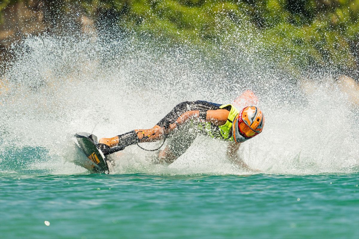Çeşme\'de Dünya Motosurf Şampiyonası Başladı