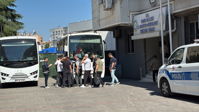 Ege Üniversitesi'nde yolsuzluk operasyonunda 41 şüpheli adliyede