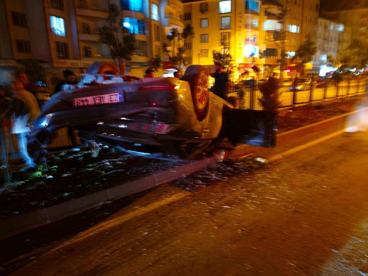 Kovancılar\'da Trafik Kazası: 5 Yaralı