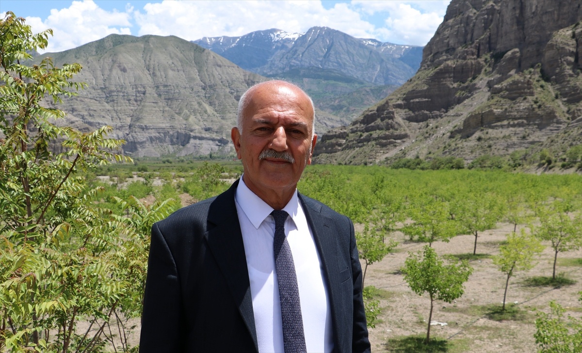 Uzundere\'de Dut Bahçesi Projesi Hedefleri