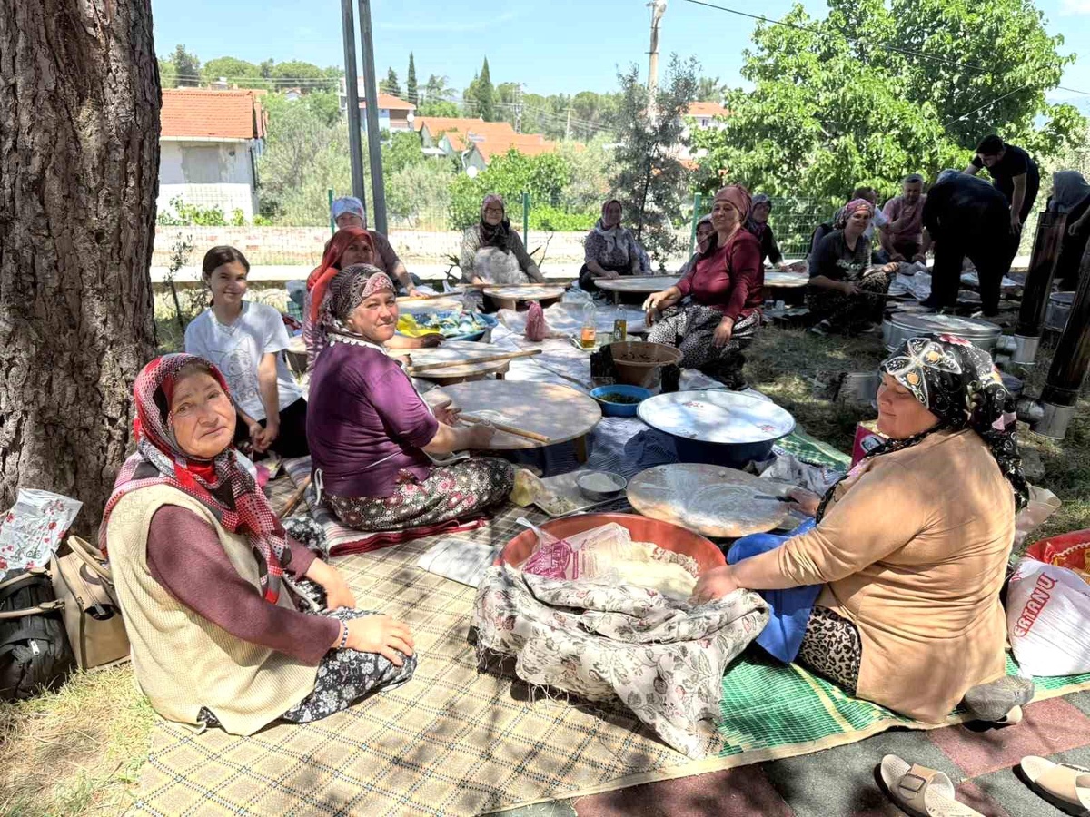 Yaşlılardan Milli Takıma Destek