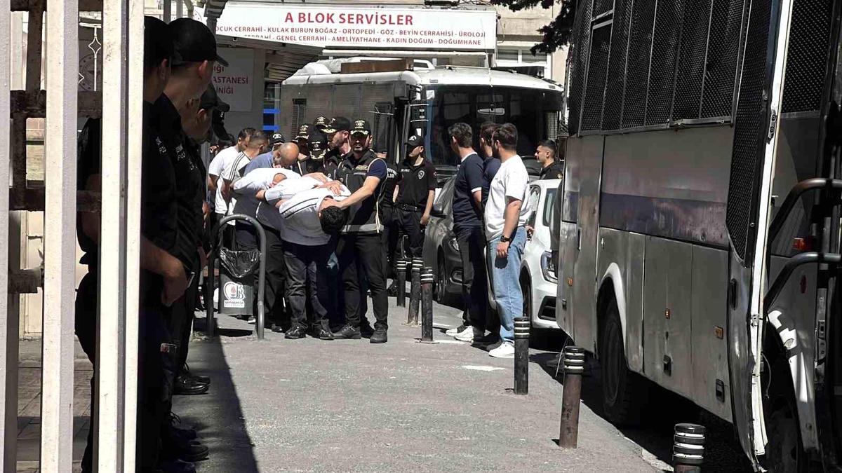 İstanbul\'da Suç Örgütüne Büyük Operasyon