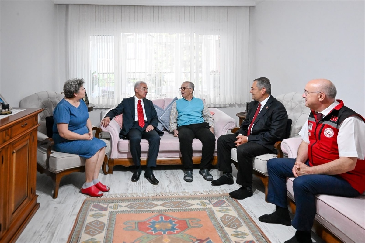 Vali Turan\'dan şehit ailesi ve gazi ziyareti