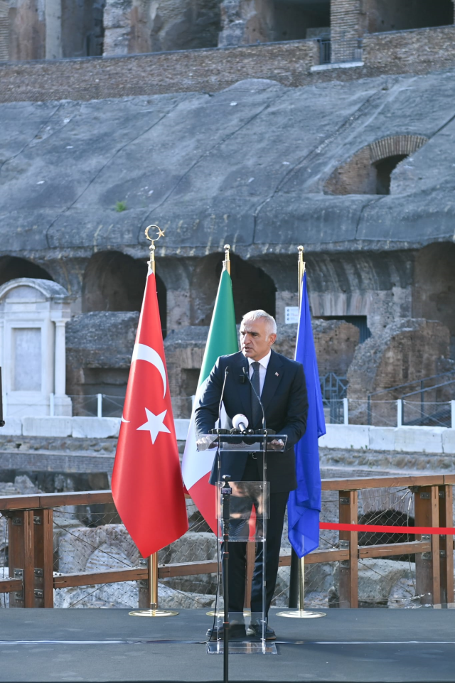 Kültür ve Turizm Bakanlığı'ndan Roma'ya kültürel diploması çıkarması