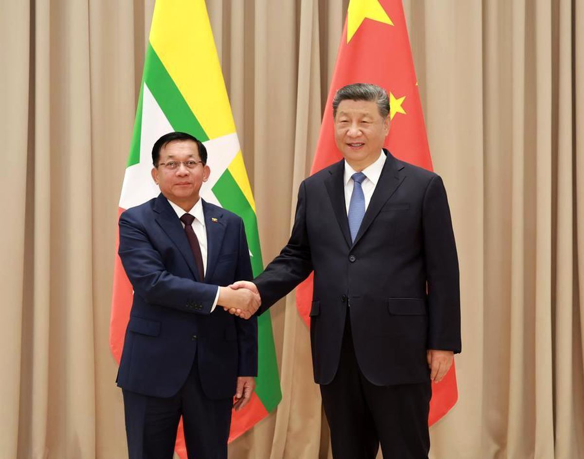 Myanmar Lideri Çin\'i Ziyaret Edecek
