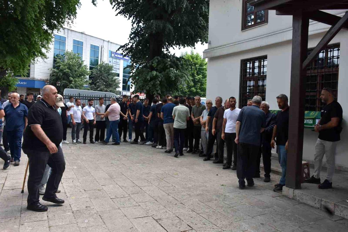 Hendek\'te Trajik Dere Kazası