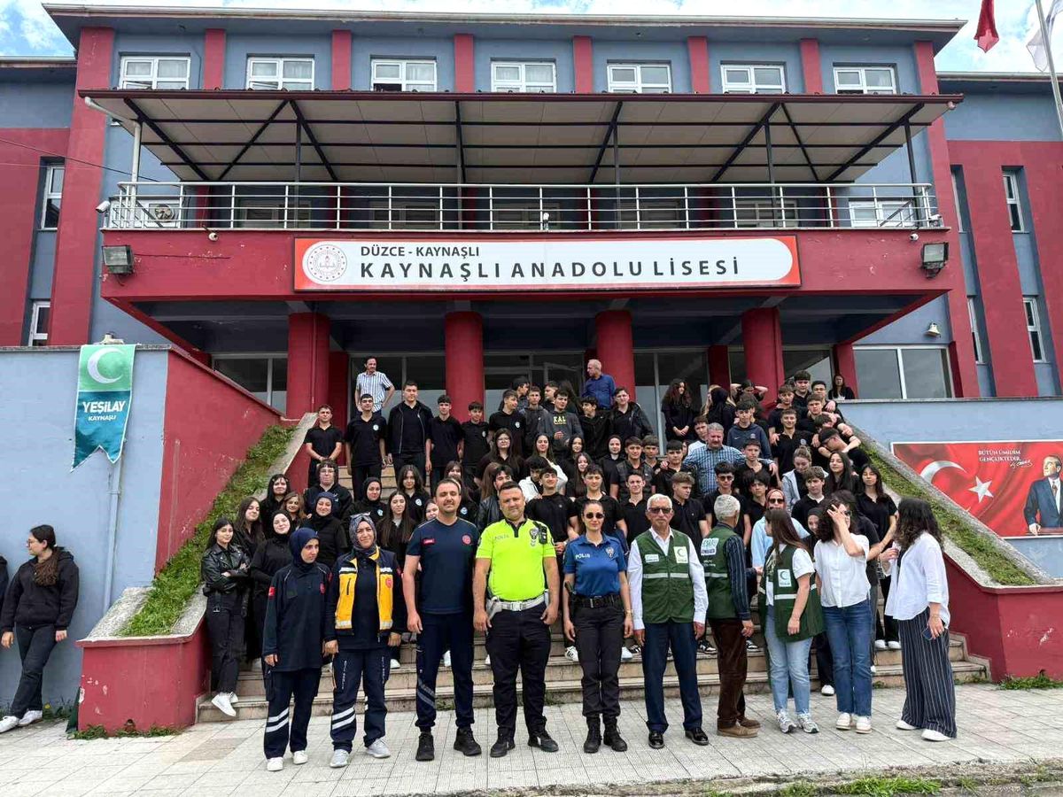 Kaynaşlı\'da Tütünsüz Günü Etkinliği
