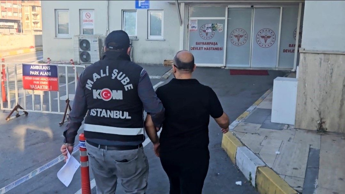 Silivri Belediyesi\'ne yolsuzluk operasyonu: 17 gözaltı
