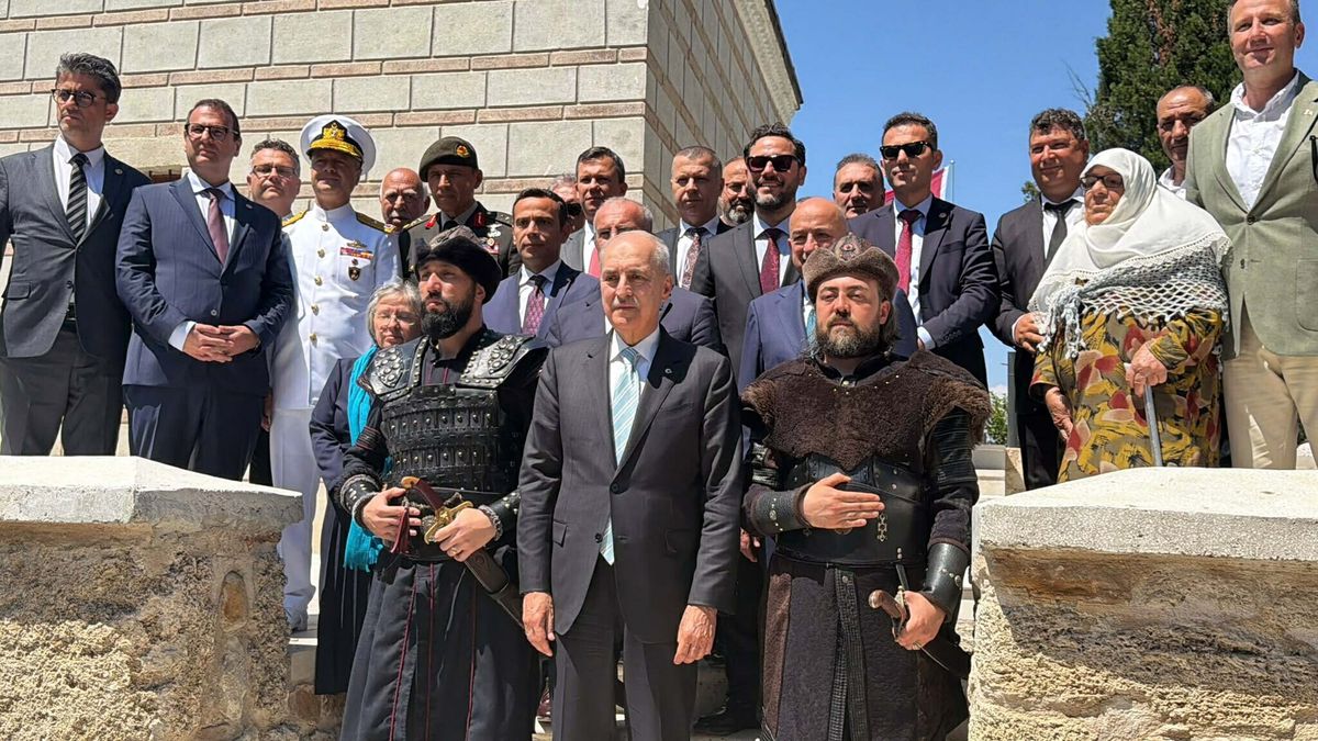 Gazi Süleyman Paşa Türbesi\'ne Ziyaret