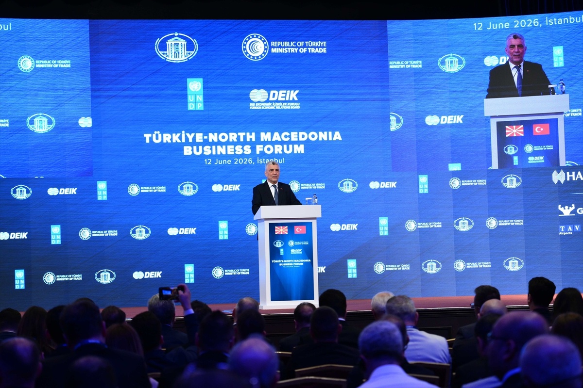 Türk Müteahhitler Kuzey Makedonya\'da 2 Milyar Dolar Projeye İmza Attı