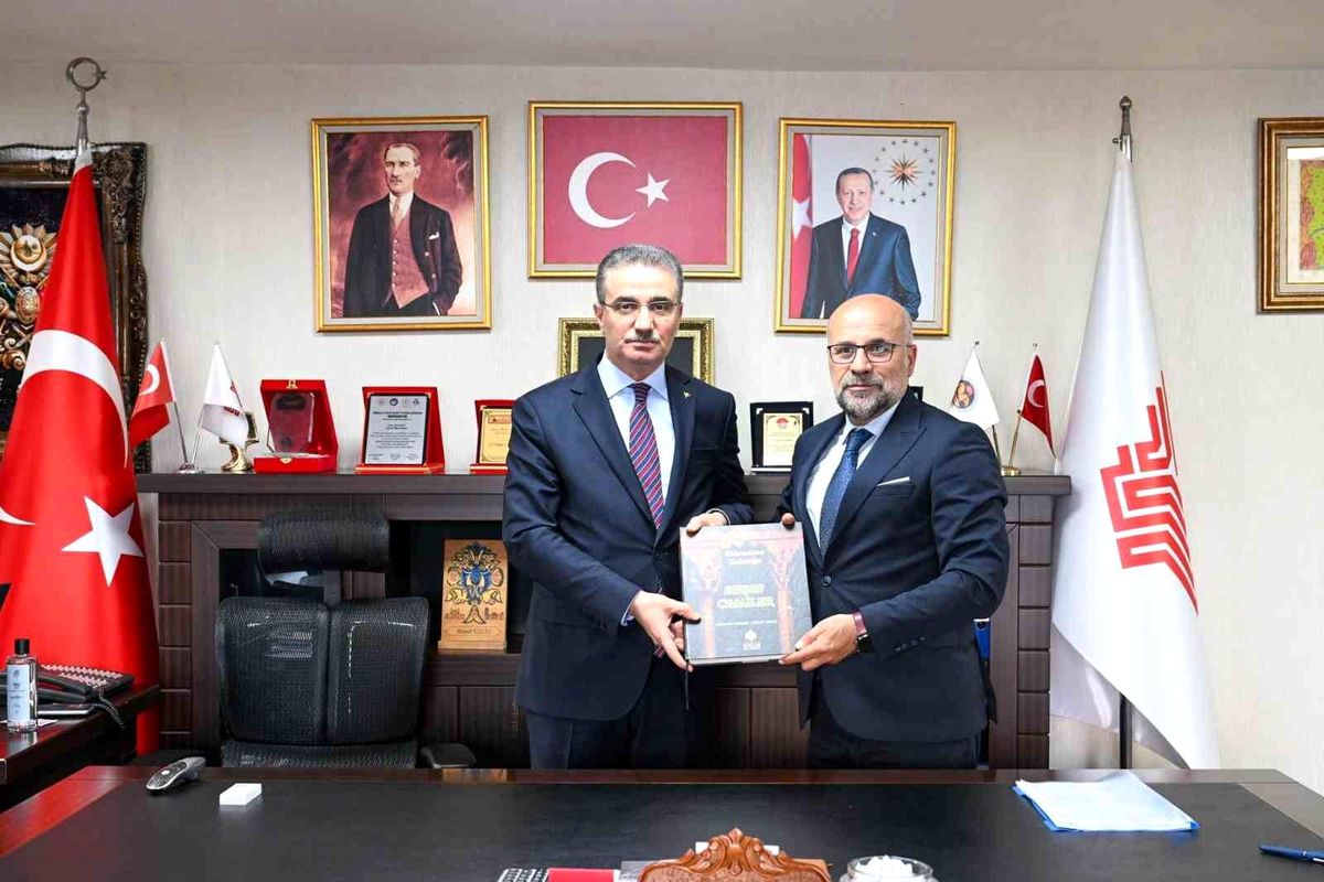Vali Baruş\'tan Vakıflar Müdürlüğüne Ziyaret