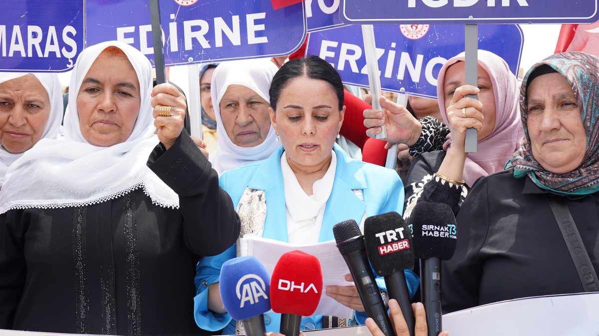 81 ilden şehit aileleri Cudi Dağı\'nda buluştu