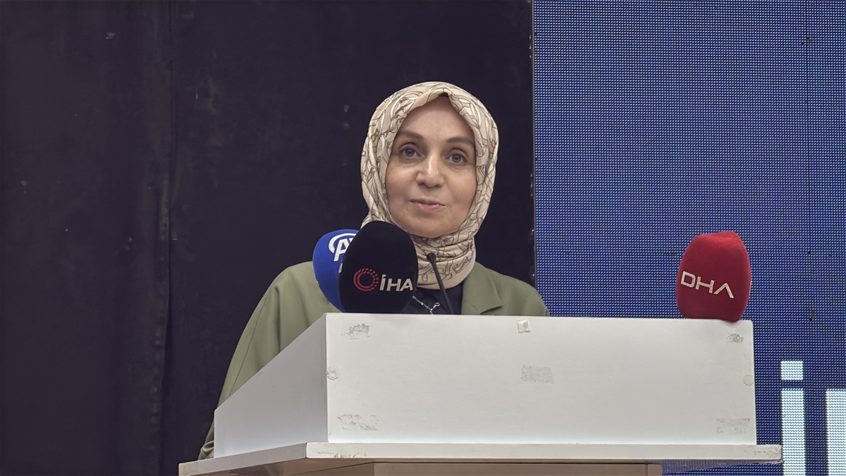 CHP\'ye Sert Eleştiriler