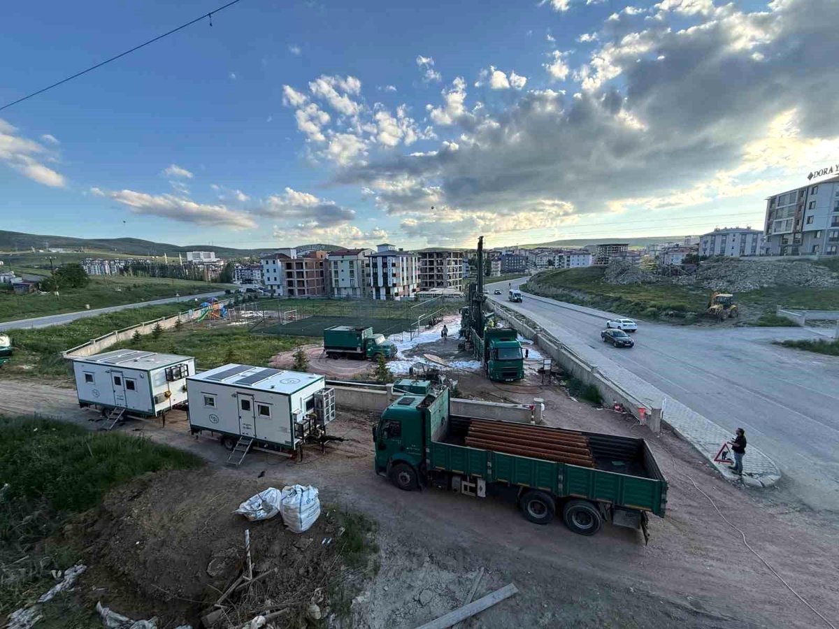 Bayburt\'ta Derin Sondajla Suya Ulaşıldı