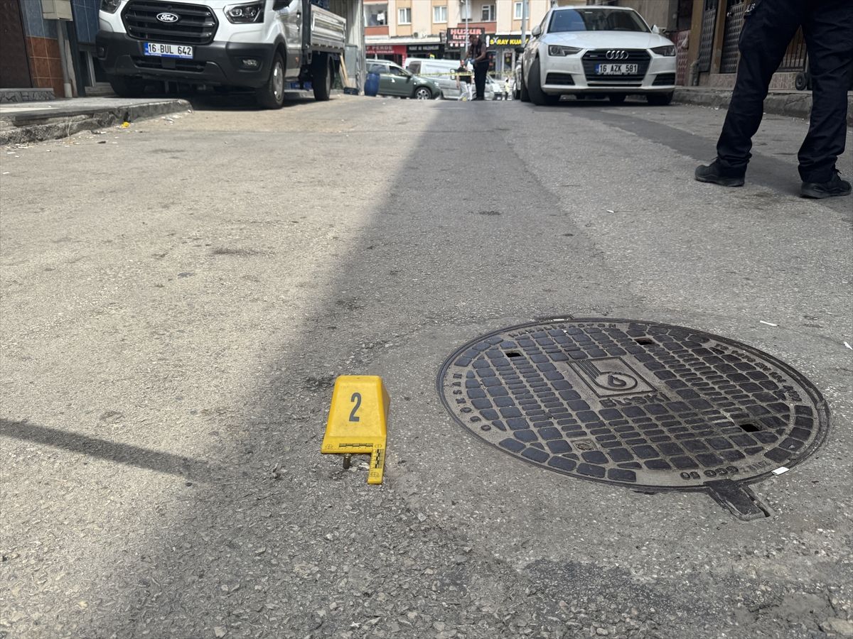 Bursa\'da Tabancayla Yaralanan İki Kişi Hastaneye Kaldırıldı